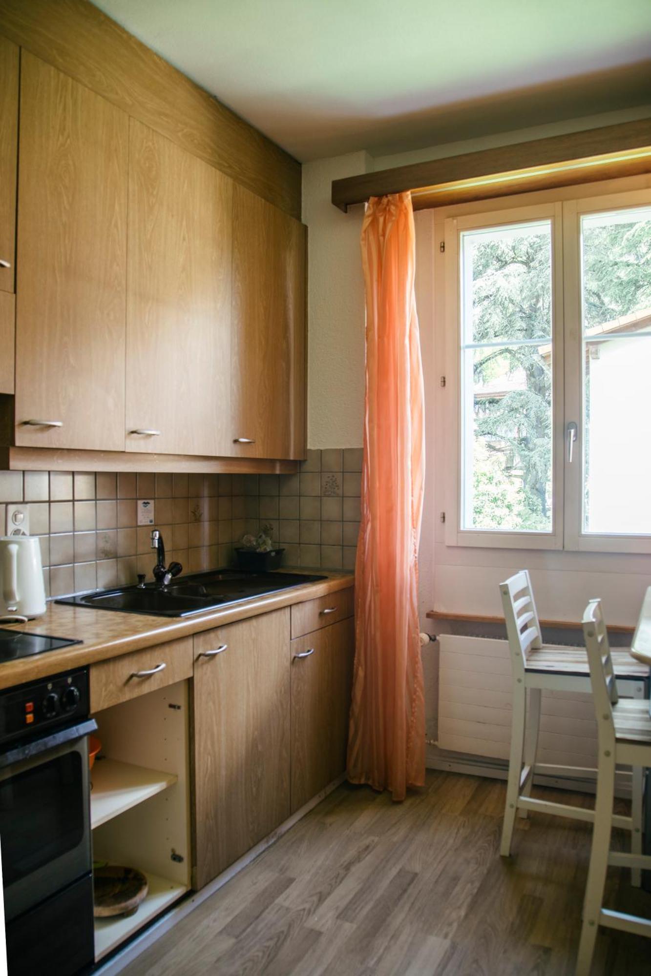 אינטרלאקן Between Lakes Apartments - 54 מראה חיצוני תמונה